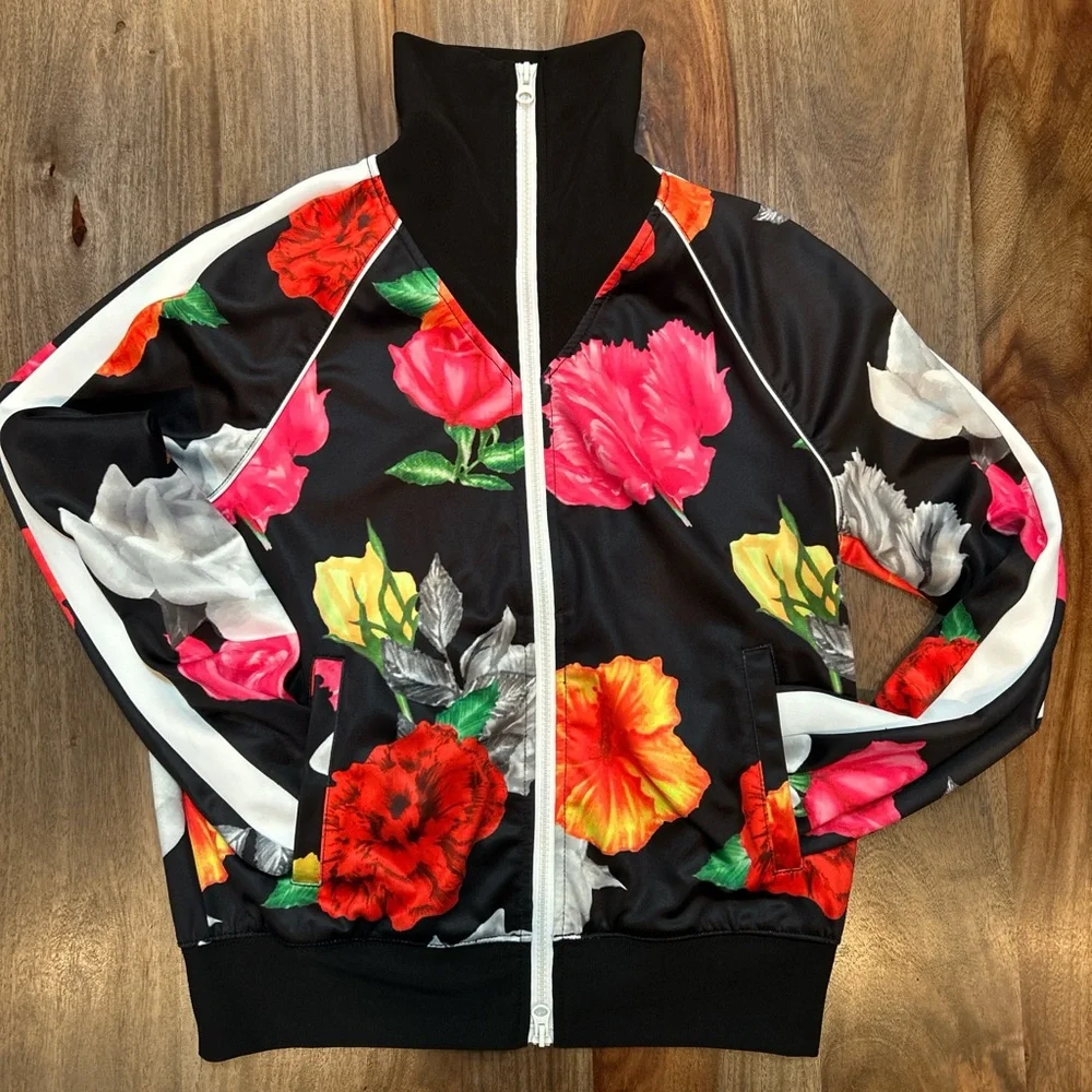 Pam & Gela Black and Cream Apparel - Picture 4 of 6